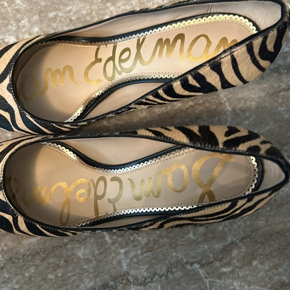 Sam Edelman tiger-striped heels - Picture 3 of 7